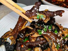-粉墨特色菜·烧烤音乐酒馆