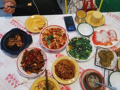 -堂瓦里·33年传统赣菜(第一街区店)