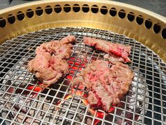 -铭牛烧肉·和牛海鲜自助(高新月牙湖店)