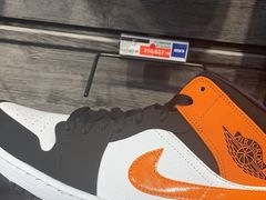 -ABC MART(心斎橋店)