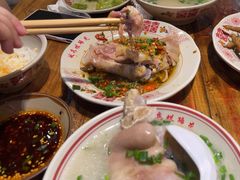 -老方桌烂蹄花川菜馆(九龙坡店)