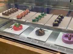 -大中华希尔顿酒店-念自助餐·嗨啤·小龙虾