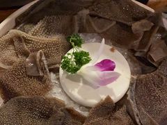 -老牌坊云南鱼豆花火锅(哈西万达店)