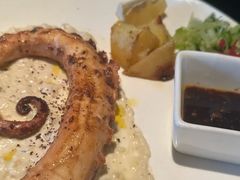 -Efes Turkish & Mediterranean Cuisine 艾菲斯餐厅(陆家嘴店)