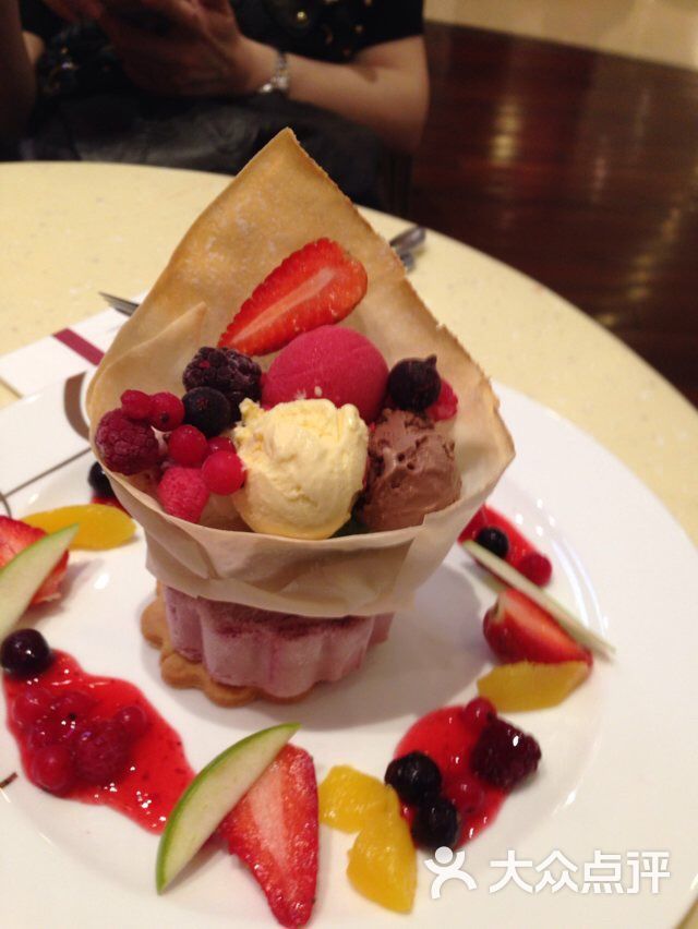 大白鲨吃糖果           大白鲨吃糖果           大白鲨