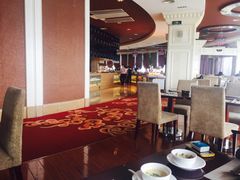 -荣誉国际酒店-云顶旋转餐厅