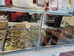 -王浩儿纪六孃甜皮鸭(乐山总店)