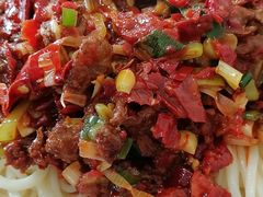 -歹歹的加个面过油肉拌面
