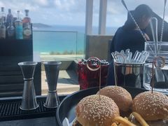 -瑰丽酒店·海吧·天际下午茶·现场DJ·天台酒吧