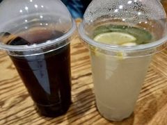 -蓉李记成都名小吃(太原龙湖万达店)