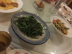 -老鼎万春卤菜(五代传承创始老店)