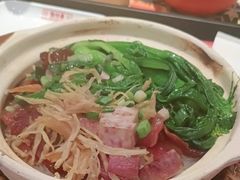 -华记煲仔华·煲仔饭(市桥易发店)