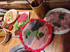 -城墙拐拐火锅(三峡广场黑金冠店)