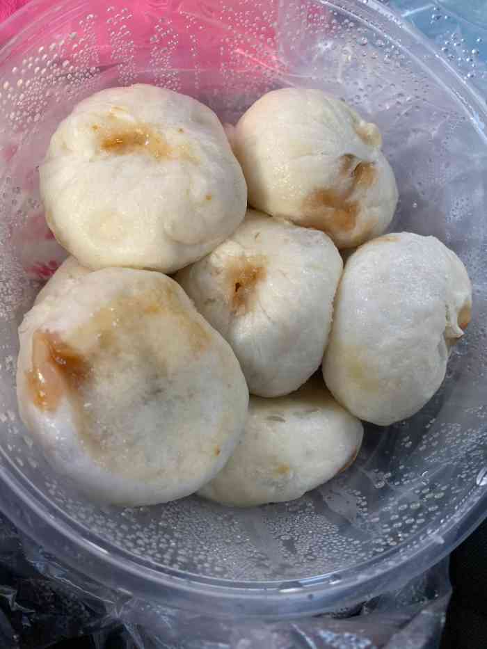 每次回家总是来买小笼包好吃忘不了