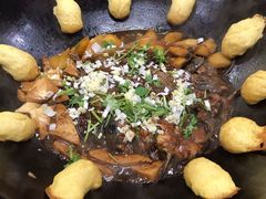 -边江铁锅炖鱼(振八街店)