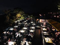-草山夜未眠景观餐厅