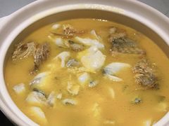-越城记黑鱼煲(万达店)