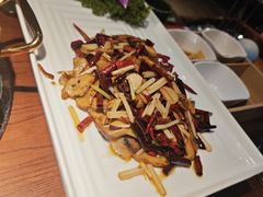 -花菇朵·云山雀 ll 野生菌火锅·精品云南菜(万柳店)