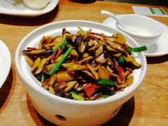橄榄油炒蘑菇-晋家门(文峰广场店)