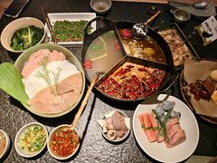 -三出山火锅(南京万象天地店)