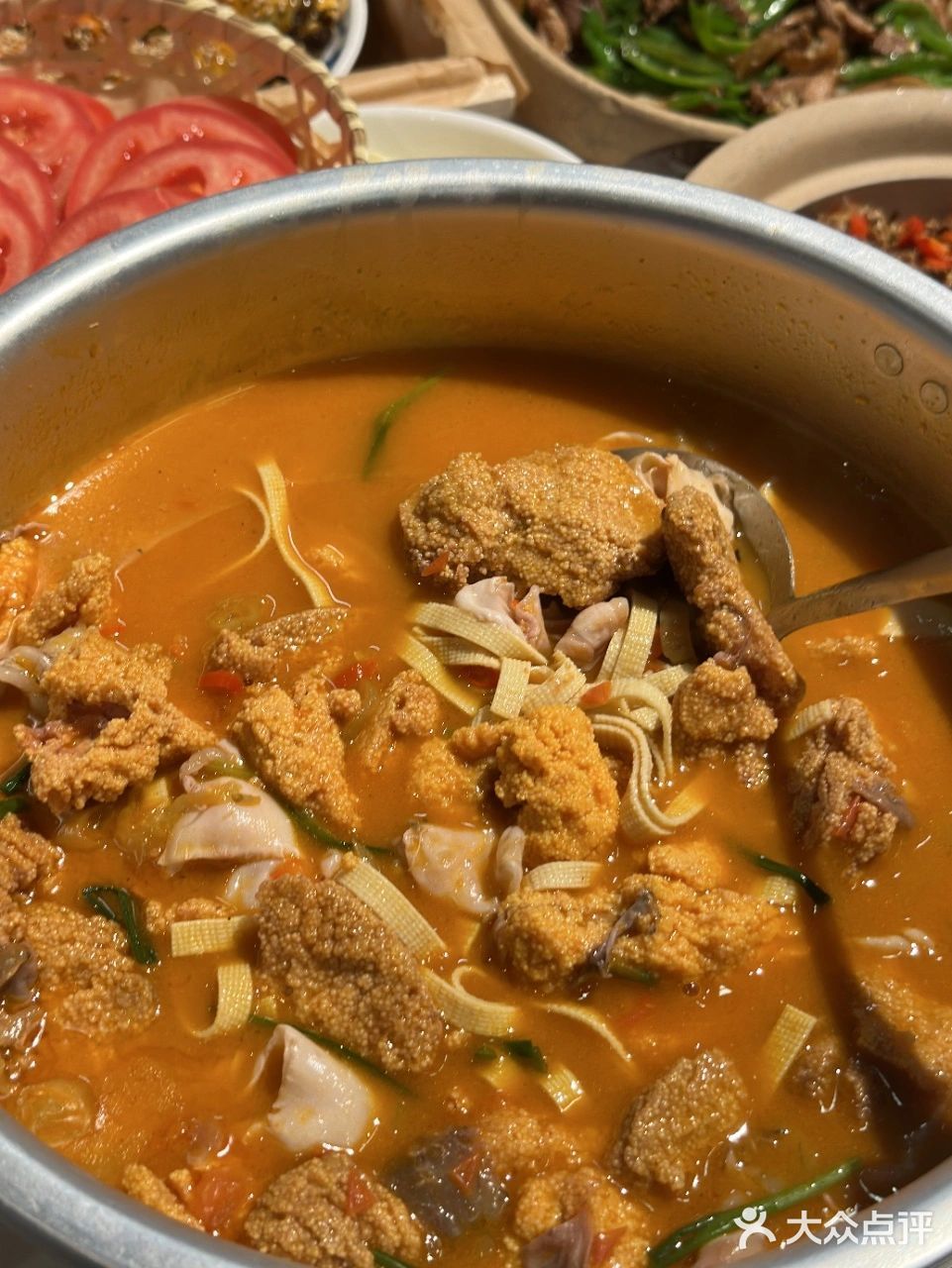 不辣不欢的一顿饭！这里真齐全