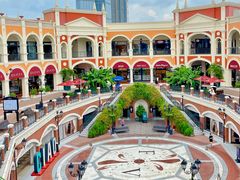 -佛罗伦萨小镇广佛名品奥特莱斯(疏港路店)