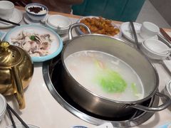 -粤顺渔坊·中山脆肉鲩火锅(清湖店)