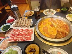 -沸炉重庆老火锅(军事博物馆店)