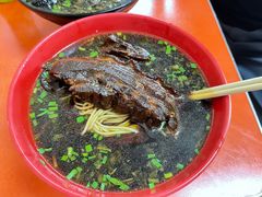 -小龙大肉面馆