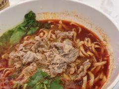 -康师傅私房牛肉面(申虹店)