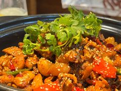 -耙吉吉川味小酒馆(本地人回头店)