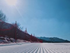 -鳌山滑雪度假区