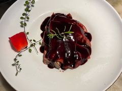 苏式酱鸭-吴越荣记苏州菜·松鼠桂鱼(月光码头店)