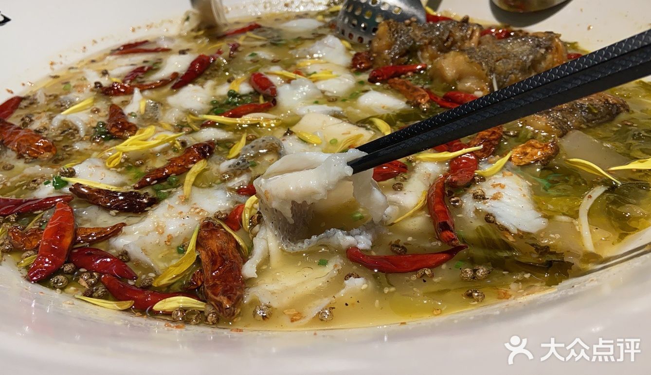环境: 店面不大,但是翻桌倒是挺快