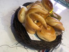 -水桶王国主题餐厅·聚会·生日派对·亲子活动·家庭套餐(亚龙湾希尔顿店)