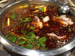 -肖肖酸萝卜鱼火锅(总店)