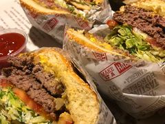 -The Habit Burger Grill 哈比特汉堡(复兴soho店)