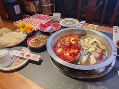 -沸炉重庆老火锅(军事博物馆店)