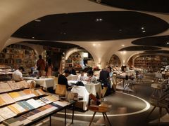 -钟书阁(珍园店)