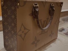 -LV路易威登(杭州万象城店)