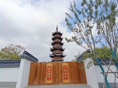 -龙华寺