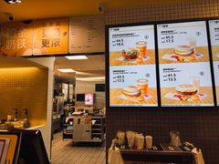 -麦当劳(深圳北站B2检票口楼上)