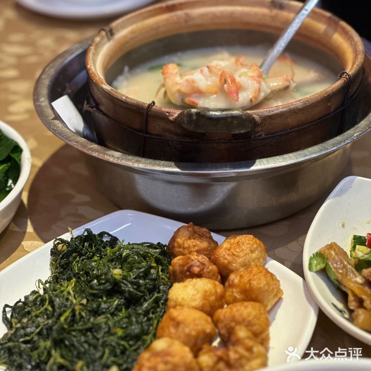 在南山美食中 这家潮汕砂锅粥一定要来吃