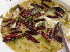-江渔儿酸菜鱼(曜一城店)