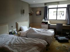 -创兴达酒店(深圳兴东地铁站店)