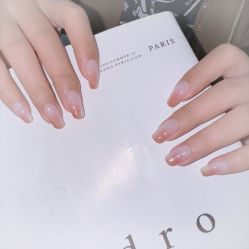 -七彩虹美甲美睫 半永久
