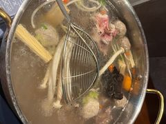 -牛满溢·自助潮汕鲜牛肉火锅(龙汇路店)