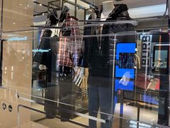 -BURBERRY(上海港汇恒隆广场店)