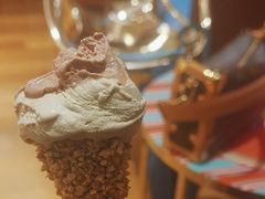 -VENCHI 闻绮(上海佛罗伦萨小镇店)