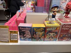 -泡泡玛特POPMART(上海环球港店)